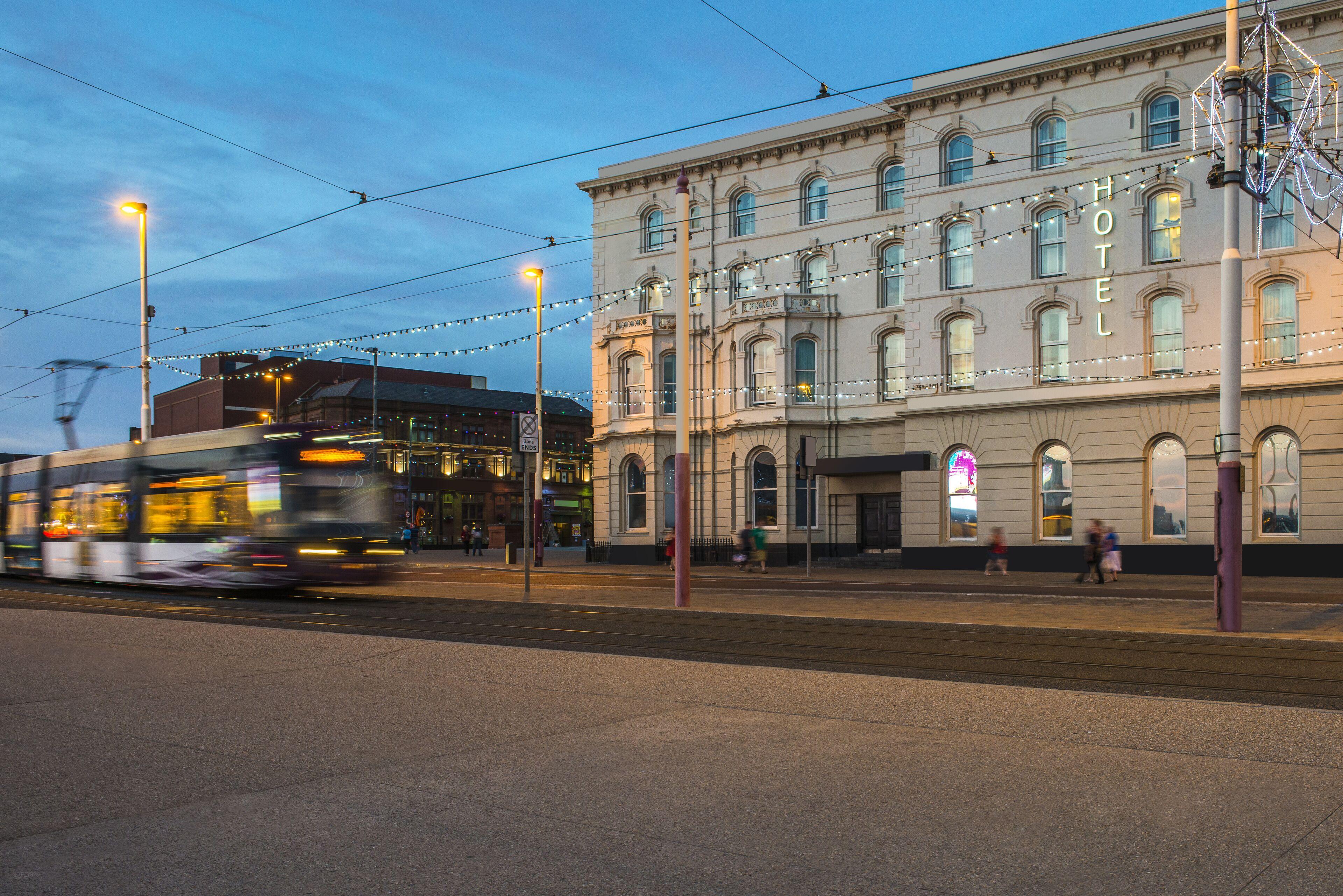Forshaws Hotel - Blackpool — Photos 1